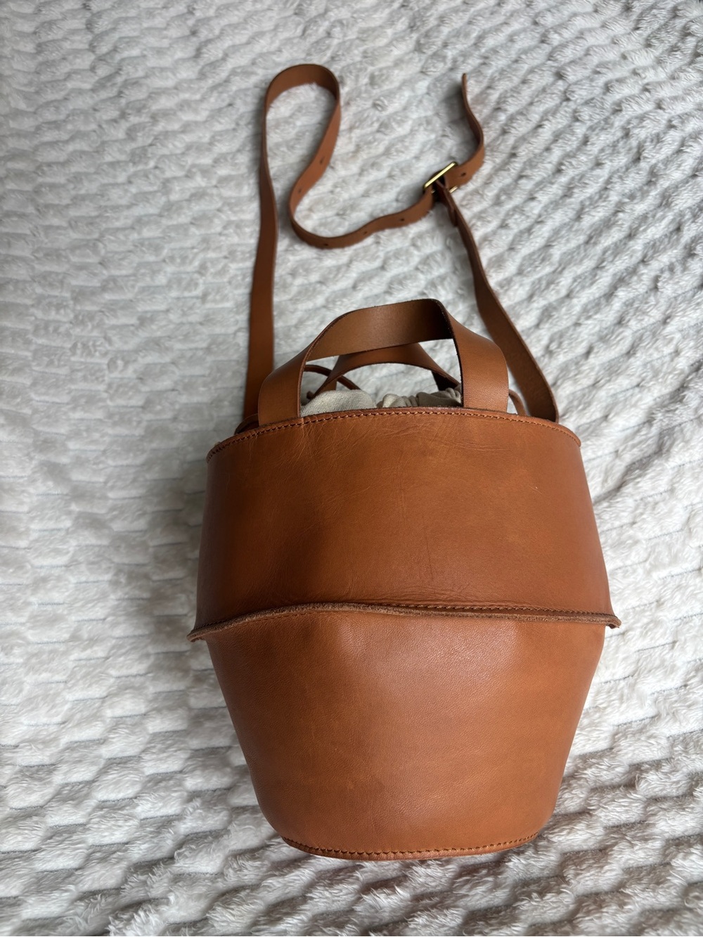 Madewell Cognac Leather Bucket Crossbody Bag Gold Hardware Drawstring Near New
